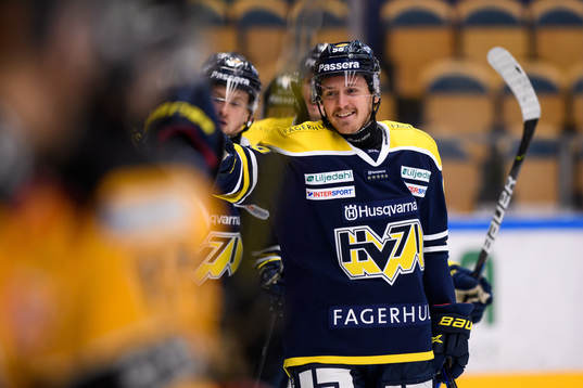 s Fredrik Forsberg jublar
