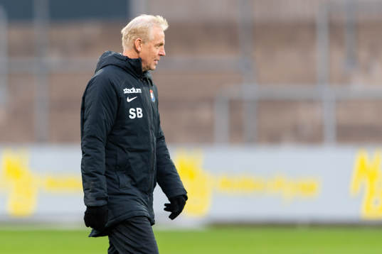 Örgrytes tränare Sören Börjesson före fotbollsmatchen