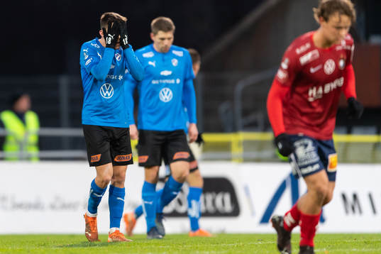Halmstads Emil Tot Wikström deppar