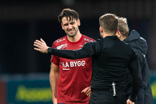 Örgrytes Oliver Stanisic har ont