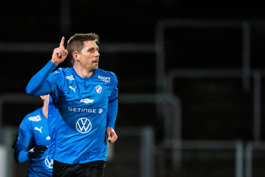 Halmstads Mikael Boman jublar