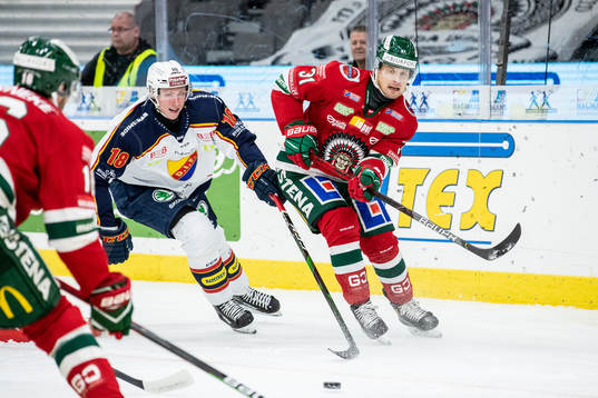 Djurgårdens Simon Johansson och Frölundas Nicklas Lasu