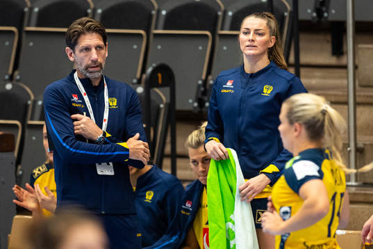 Sveriges förbundskapten Tomas Axner och Kristin