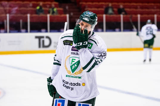 Färjestads Per Åslund deppar
