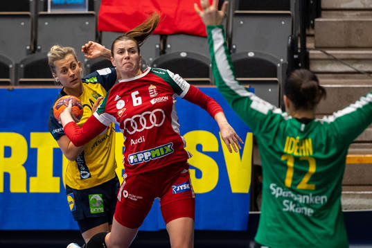 Ungerns Nadine Schatzl