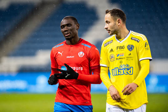 Helsingborgs Ravy Tsouka-Dozi och Falkenbergs Grégoire
