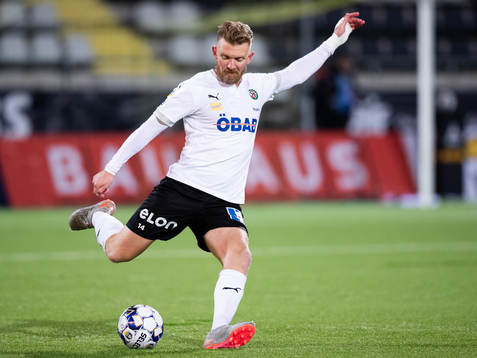 Örebros Michael Almebäck