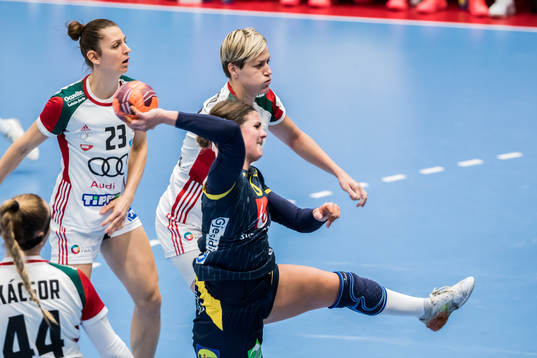 Sveriges Carin Strömberg och Ungerns Zsuzsanna Tomori  och