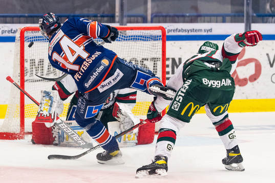 Växjös Emil Pettersson gör 4-0