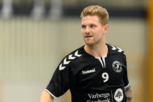 Varbergs Oscar Kihlstedt före handbollsmatchen i