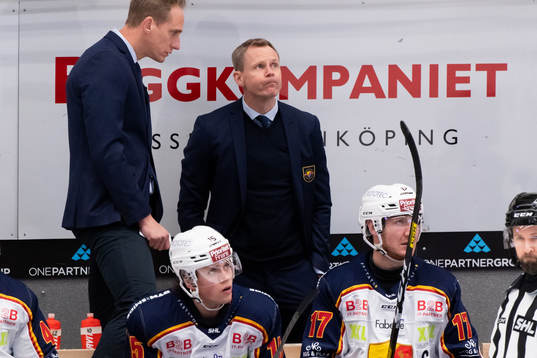 Djurgårdens tränare Robert Ohlsson deppar
