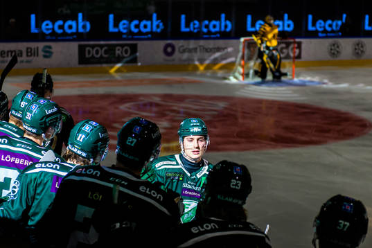 Färjestads Jacob Peterson jublar