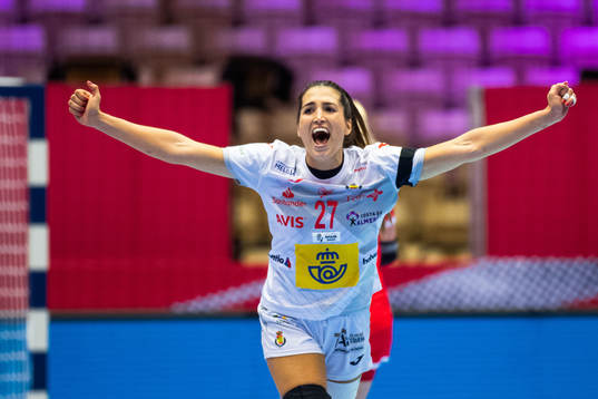 Lara Gonzalez Ortega of Spain celebrates