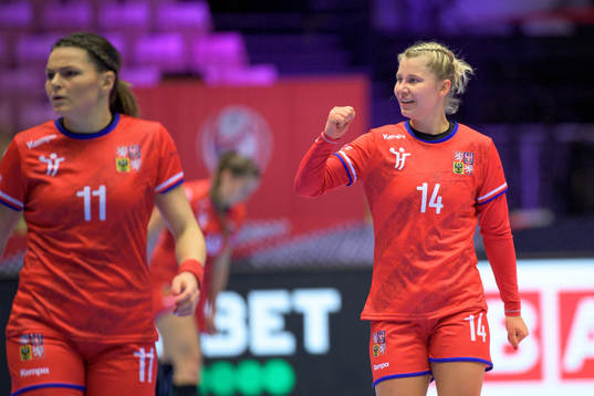 Kamila Kordovska of Czech Republic celebrates