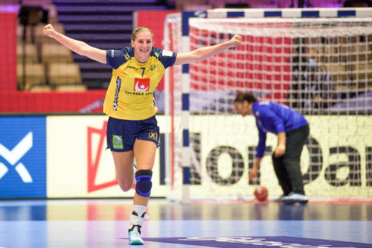 Linn Blohm of Sweden celebrates