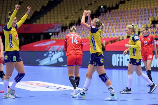 Linn Blohm and Carin Strömberg of Sweden celebrate