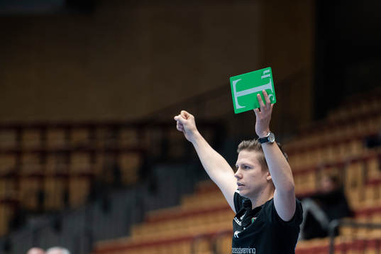 Helsingborgs tränare Toni Johansson jublar