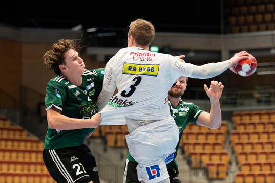 Helsingborgs Johan Palm och Redbergslids Elliot Stenmalm