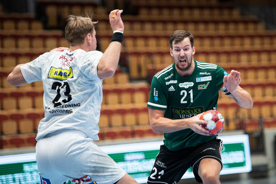 Helsingborgs Mattias Thynell och Redbergslids Oskar Ysander