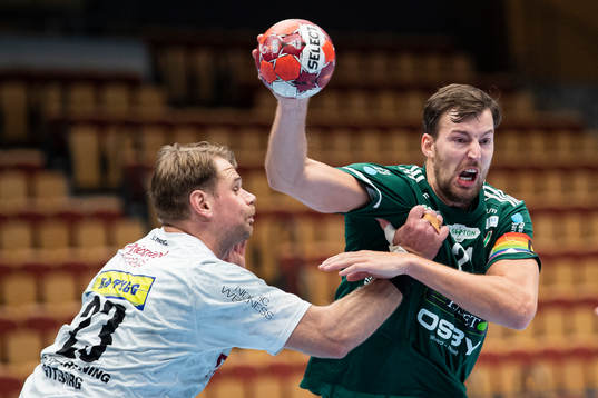 Helsingborgs Mattias Thynell och Redbergslids Oskar Ysander