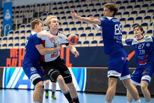 uGuifs Eric Johansson och Alingsås Axel Franzen nder