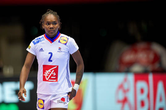 Meline Nocandy of France