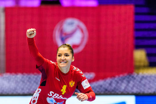 Jovanka Radicevic of Montenegro celebrates