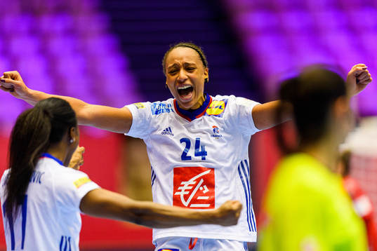 Beatrice Edwige of France celebrates