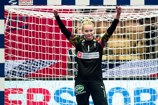 Goalkeeper Sandra Toft of Denmark celebrates
