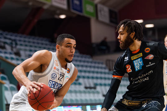 Luleås Denzel George och Borås Jeremy Harris