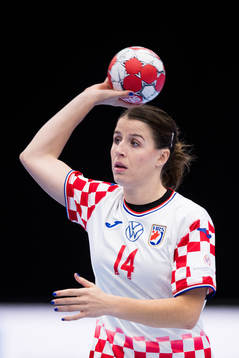 Larissa Kalaus of Croatia