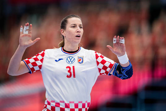 Ana Debelic of Croatia celebrates