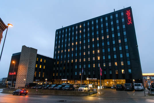 Exterior view of Scandic Regina, the player's hotel for