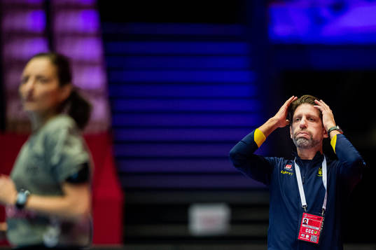 Tomas Axner, head coach of Sweden reacts