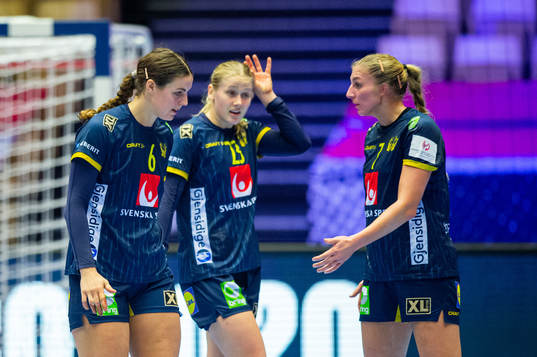 Carin Strömberg , Emma Lindqvist and Linn Blohm of Sweden