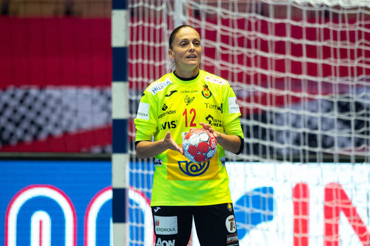 Goalkeeper Silvia Navarro Gimenez of Spain