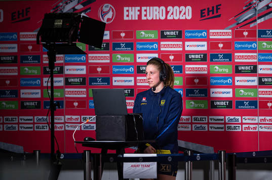 Melissa Petren of Sweden looks dejected