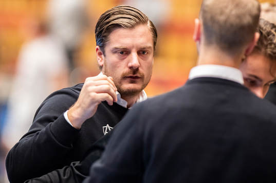 Helsingborgs tränare Niklas Pålsson jublar