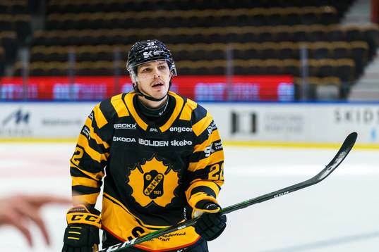 Skellefteås Jonathan Johnson jublar