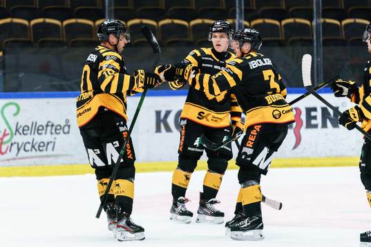Skellefteås spelare jublar
