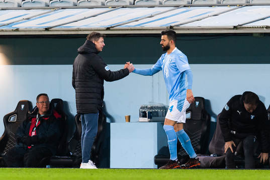 Malmö FFs huvudtränare Jon Dahl Tomasson   och Behrang
