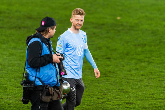 Bildbyråns fotograf Petter Arvidson och Malmö FFs Anders