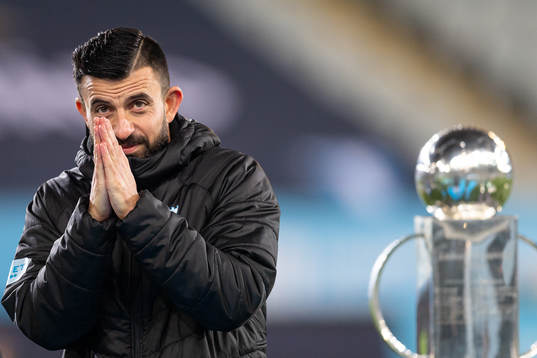 Malmö FFs Behrang Safari hyllas
