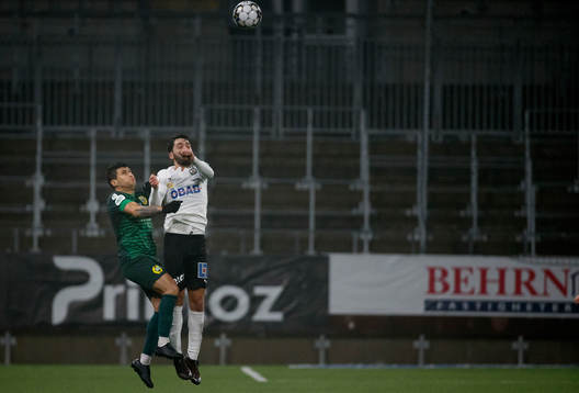 Hammarbys Paulinho och Örebros Nahir Besara