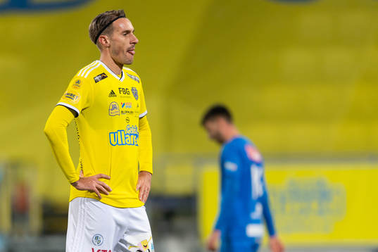 Falkenbergs Tobias Karlsson deppar