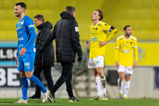 Falkenbergs Carl Johansson deppar
