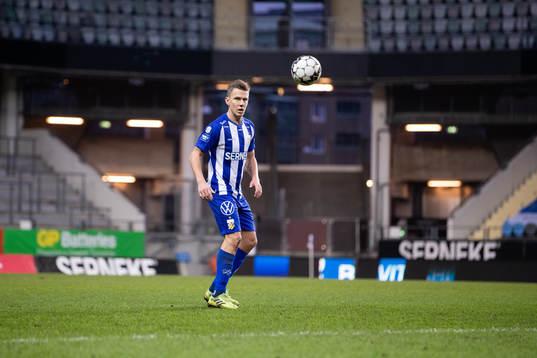 IFK Göteborgs Pontus Wernbloom med tomma läktare i