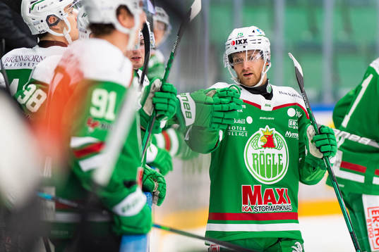 Rögles Simon Ryfors jublar