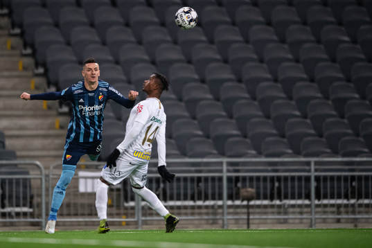 Djurgårdens Haris Radetinac och Varbergs Adama Fofana