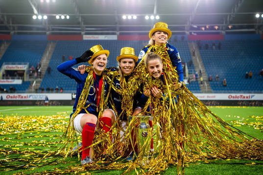Emilie Østerås, Ingibjörg Sigurdardottir, Sigrid Heien